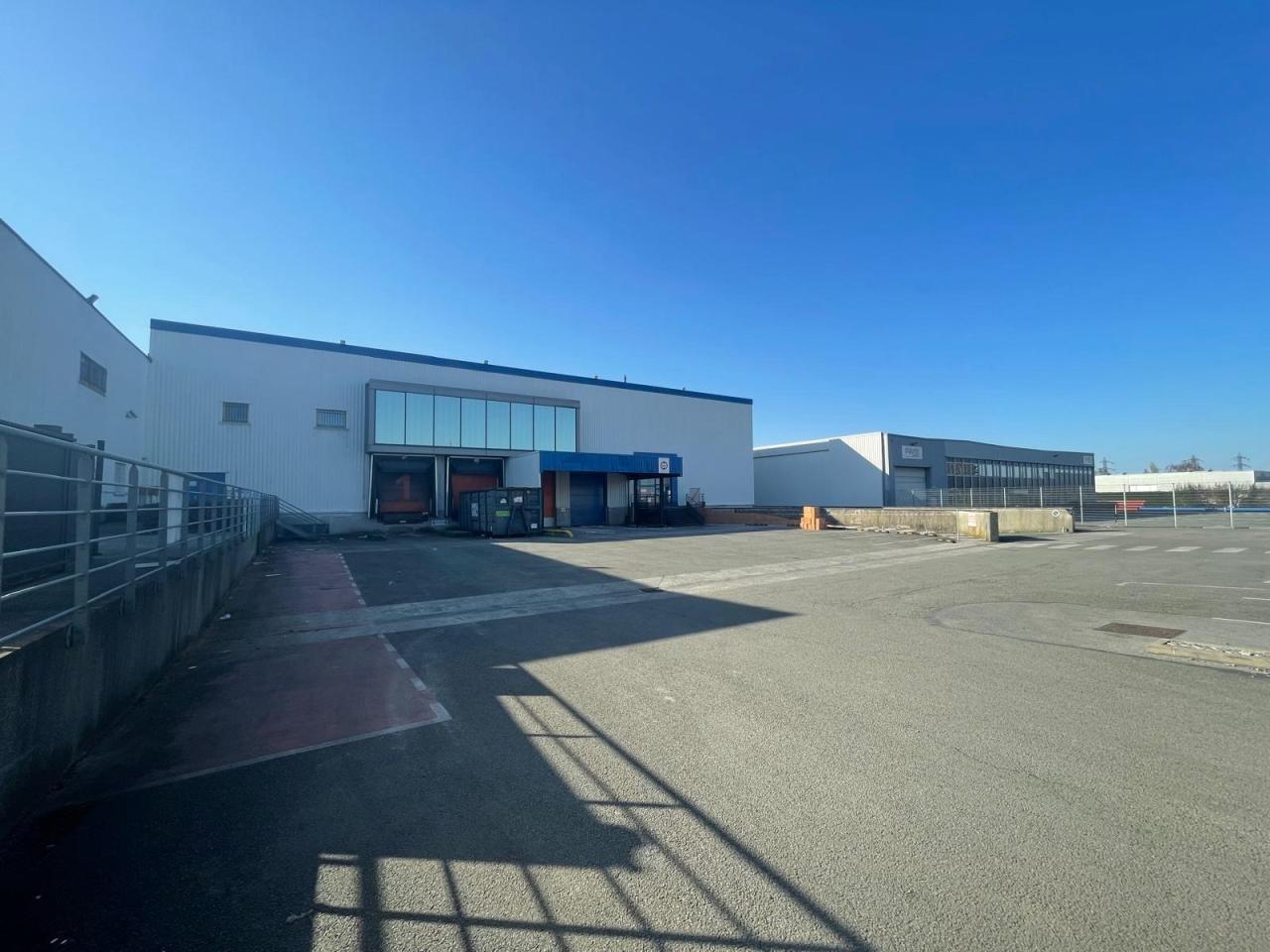 Local d'activité Wasquehal 2250m² Location local d'activité Wasquehal Nord OLACT2530418 1